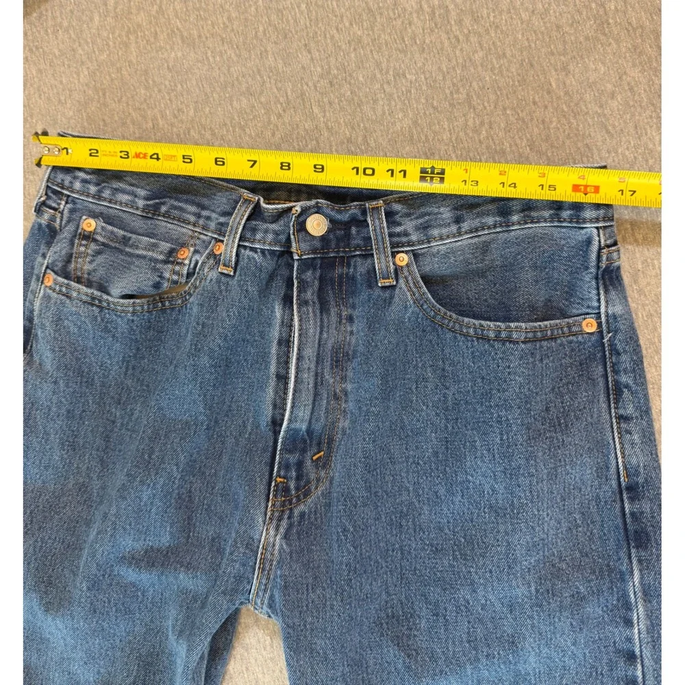 Levis 505 Regular Fit Straight Leg Jeans Mens 36x34 Medium Wash Blue Denim